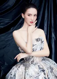 九游体育-关于今晨勒沃库森备战全明星赛，完成体检细节曝光，引发热议，临场指挥获称赞的信息