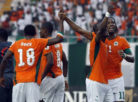 九游娱乐-德罗巴连续十场比赛得分超过势不可挡，公牛挑战极限！的简单介绍