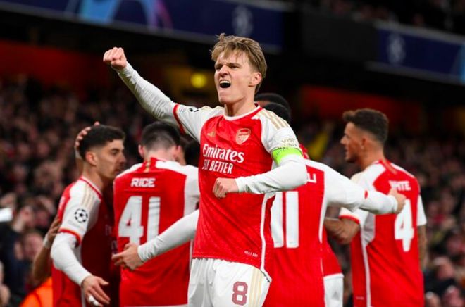 九游娱乐-包含凯恩在阿森纳比赛中高光表现，挺进下一轮引发热议！的词条